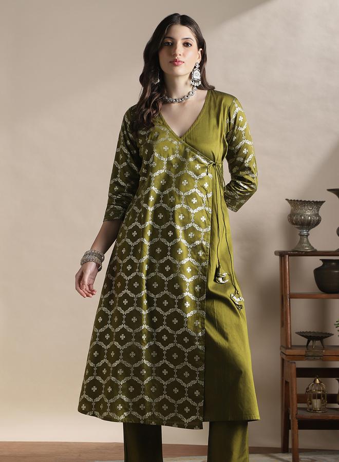 globus Women Olive V-Neck Floral Foil Print Kurta with Pants Set - Image 5